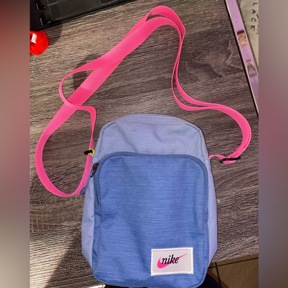 Nike crossbody bag